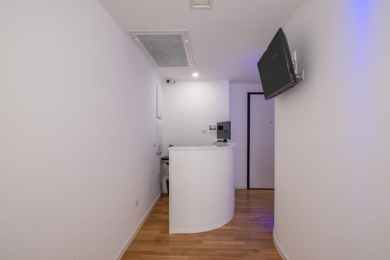 Helios Guest House Cagliari Dış mekan fotoğraf