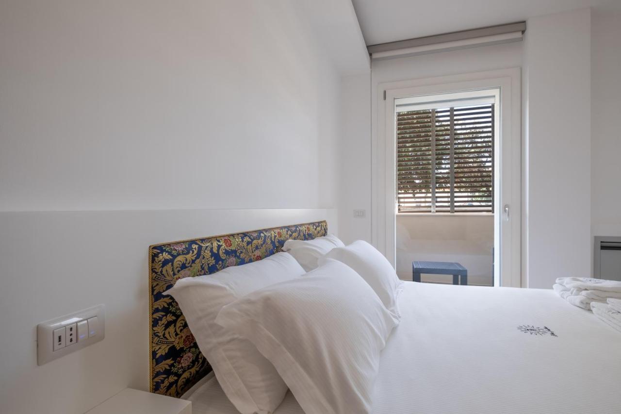 Helios Guest House Cagliari Dış mekan fotoğraf